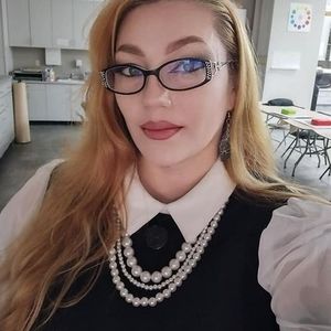 Meet your Posher, Krystle